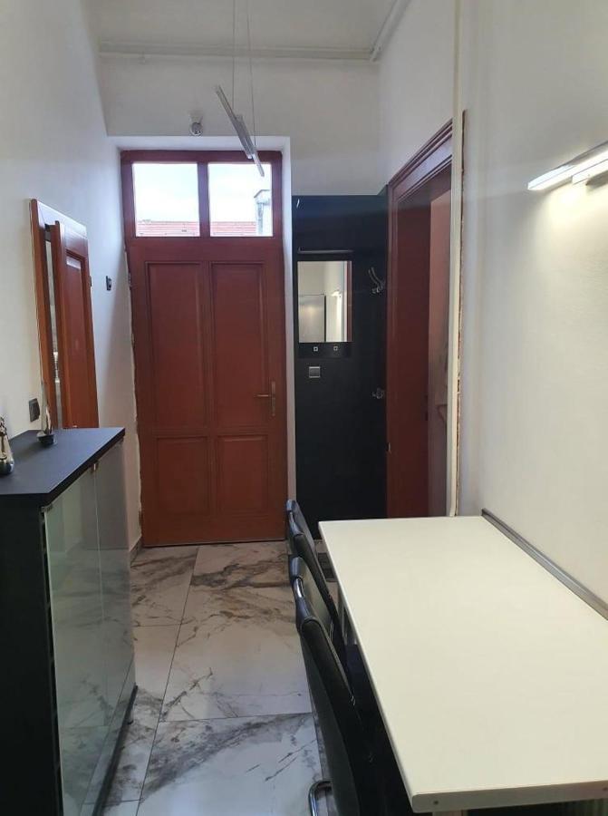 Monar City Center Apartment Free Parking Košice Exteriör bild